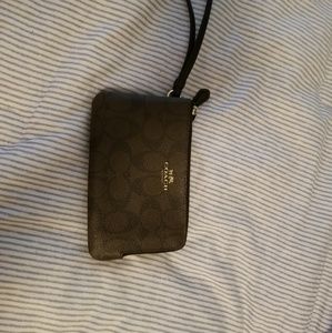 Coach wristlet- Excellent condition!